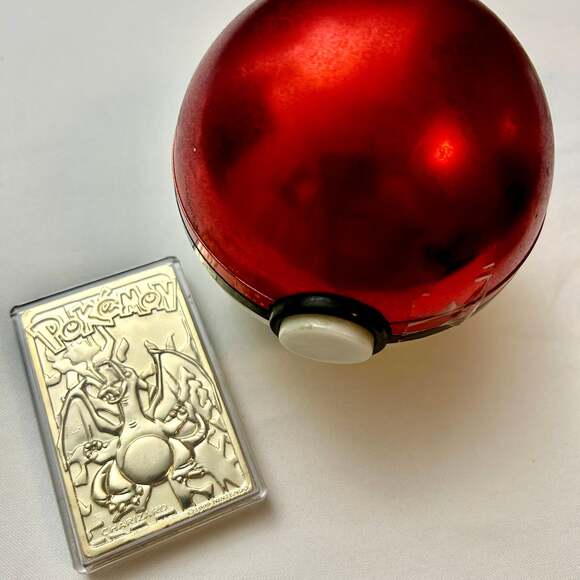 Pokemon #06 Charizard 23karat Gold Plated Card Y2K Fire! - Picture 1 of 2